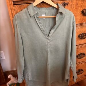 GAP Light Green Petite Top 100% Linen